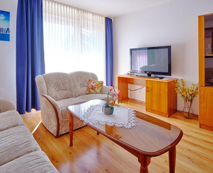 Komfort Ferienwohnung Bad Pyrmont Naehe Kurpark Esterno foto