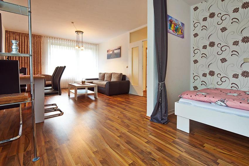 Komfort Ferienwohnung Bad Pyrmont Naehe Kurpark Esterno foto
