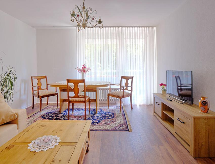 Komfort Ferienwohnung Bad Pyrmont Naehe Kurpark Esterno foto