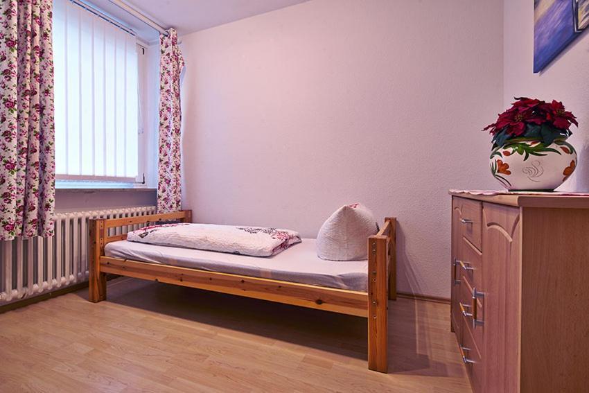 Komfort Ferienwohnung Bad Pyrmont Naehe Kurpark Esterno foto