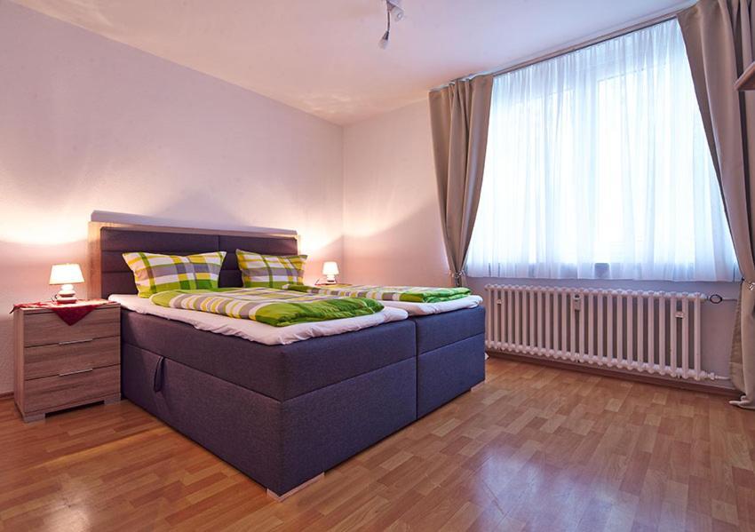 Komfort Ferienwohnung Bad Pyrmont Naehe Kurpark Esterno foto