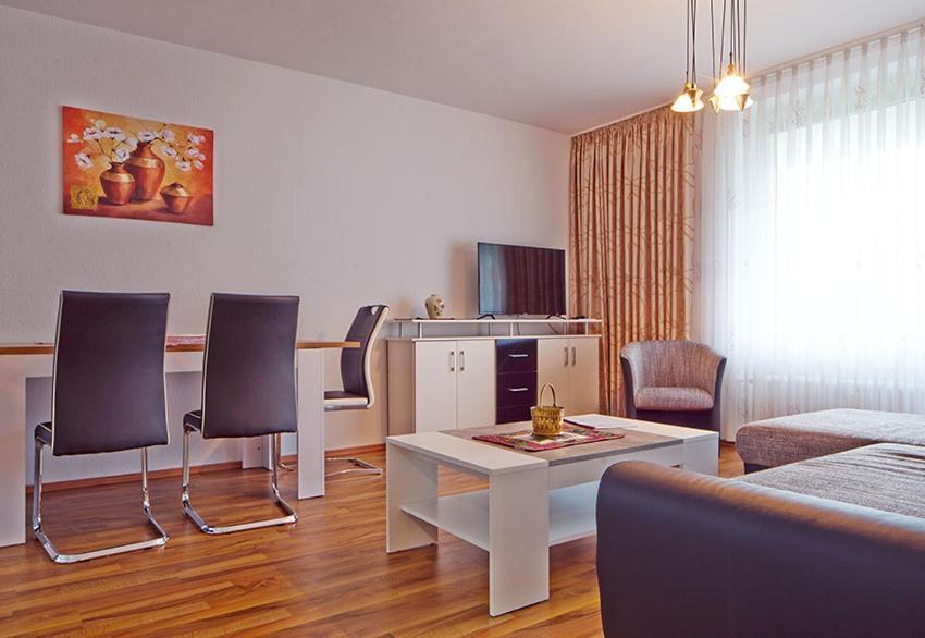 Komfort Ferienwohnung Bad Pyrmont Naehe Kurpark Esterno foto