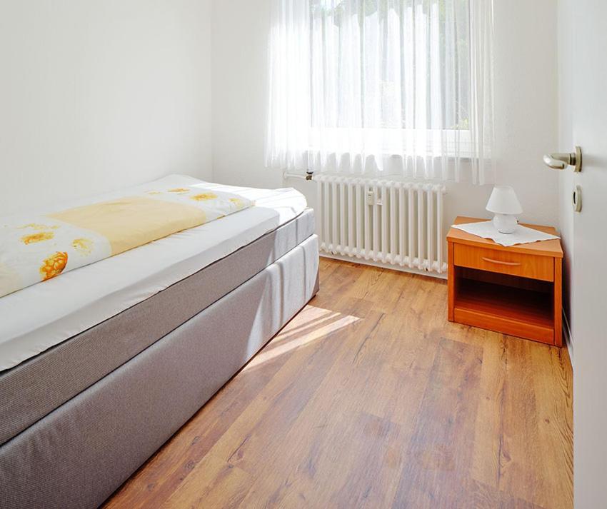 Komfort Ferienwohnung Bad Pyrmont Naehe Kurpark Esterno foto